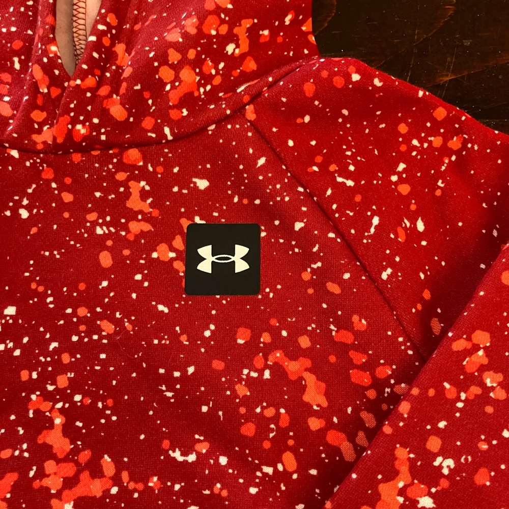 NWOT red Under Armour hoddie. Size small.